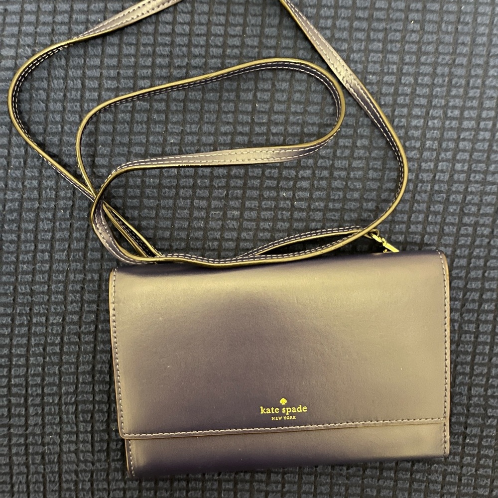 Kate Spade New York wallet.